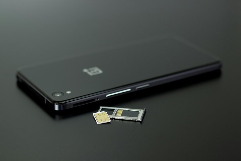 gérer l'espace de stockage du téléphone Installez une carte microSD pour augmenter la capacité de stockage de votre smartphone